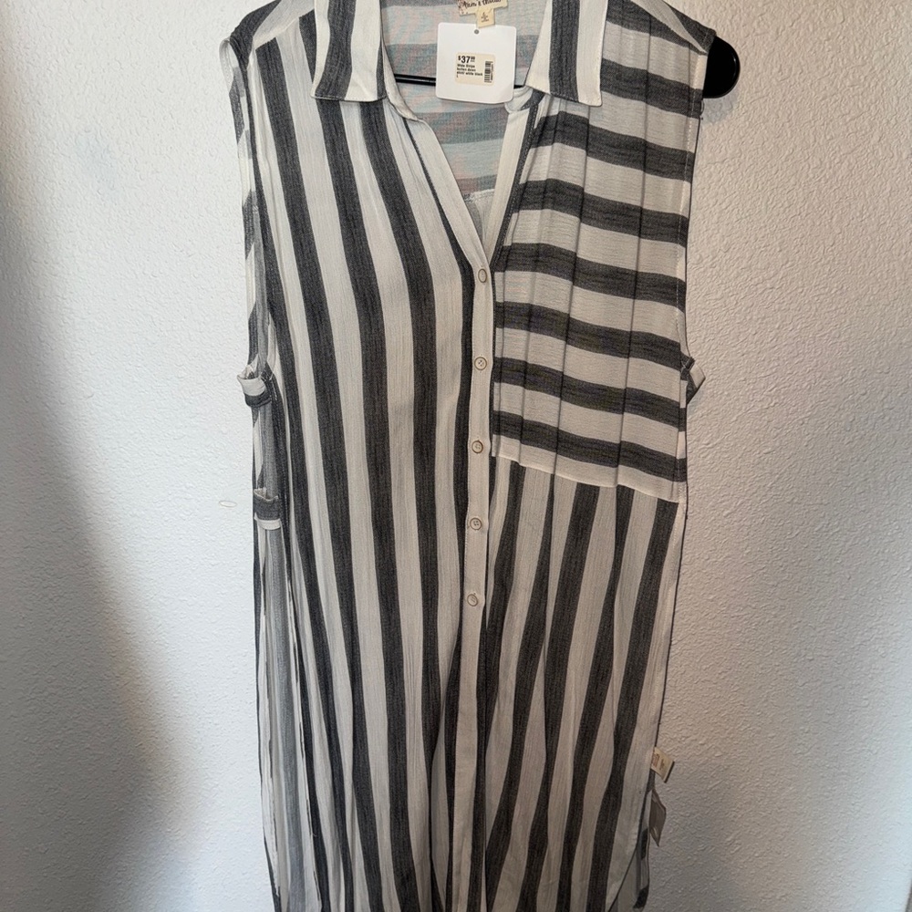 Hem‎ & Thread Striped long Blouse or coverup